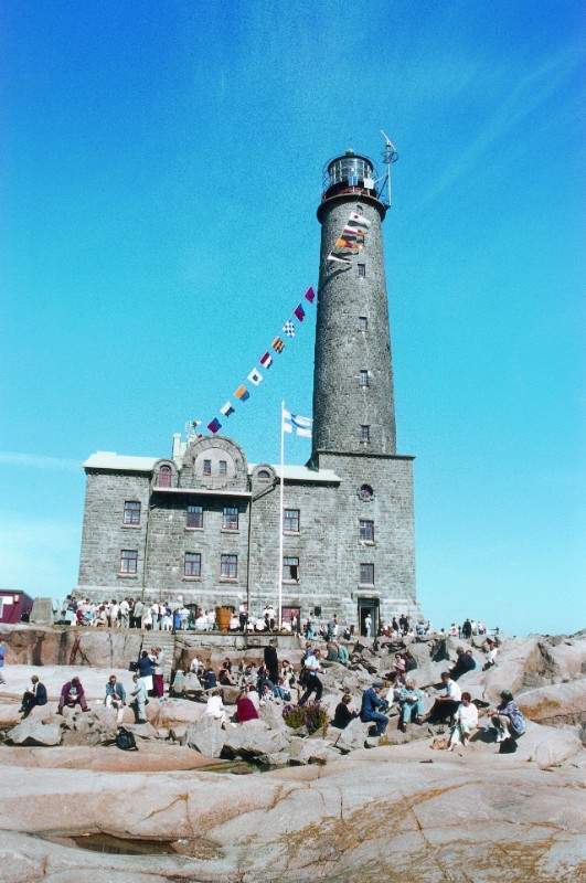 File:Henichesk Henichesk Lighthouse 01 (YDS 2054).jpg - Wikipedia